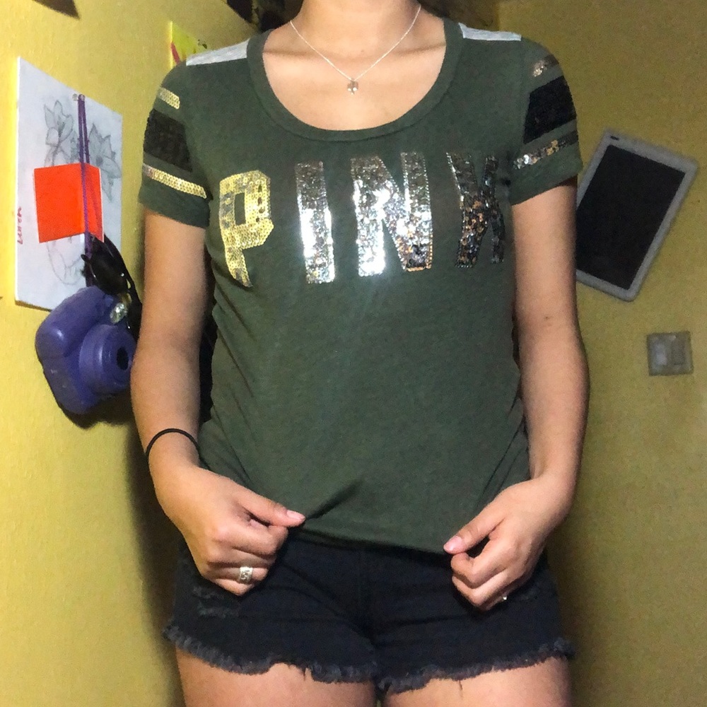 PINK T-Shirt